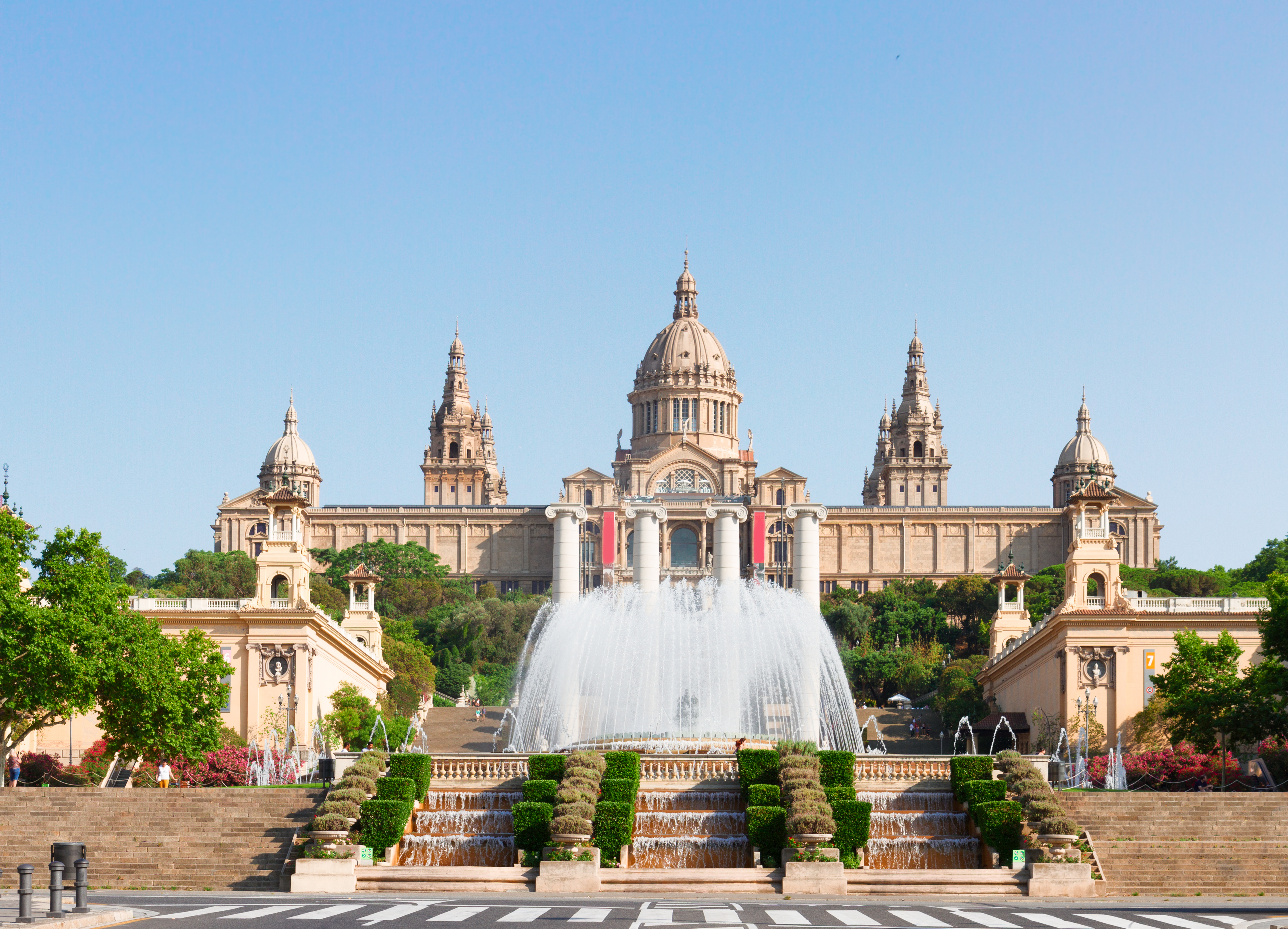 Museu em Barcelona que exibe arte, história e cultura em uma das cidades mais vibrantes da Espanha