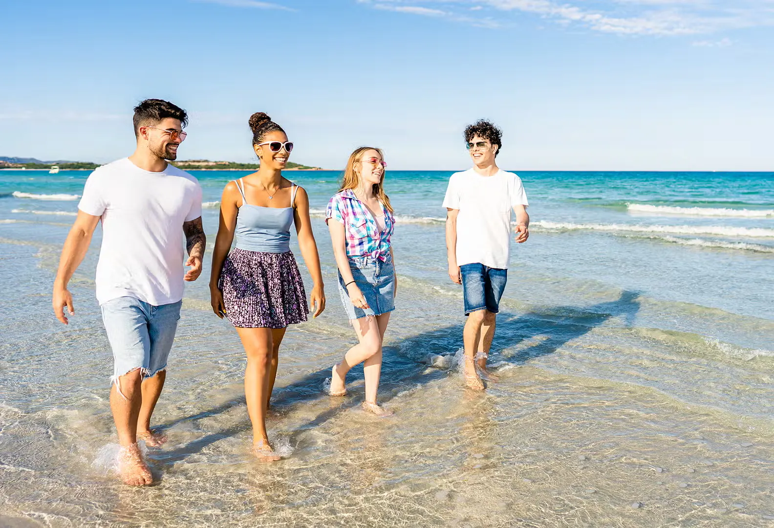 Aproveite atividades de praia próximas a Granada enquanto pratica espanhol e experimenta o estilo de vida ensolarado do sul da Espanha
