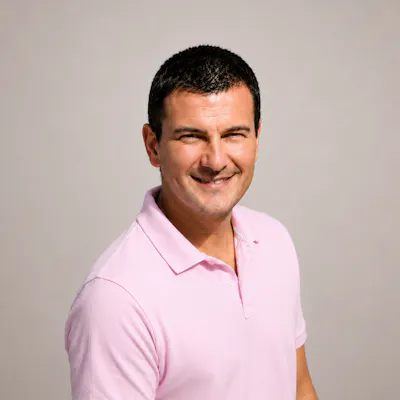 Diretor do acampamento de verão Enforex