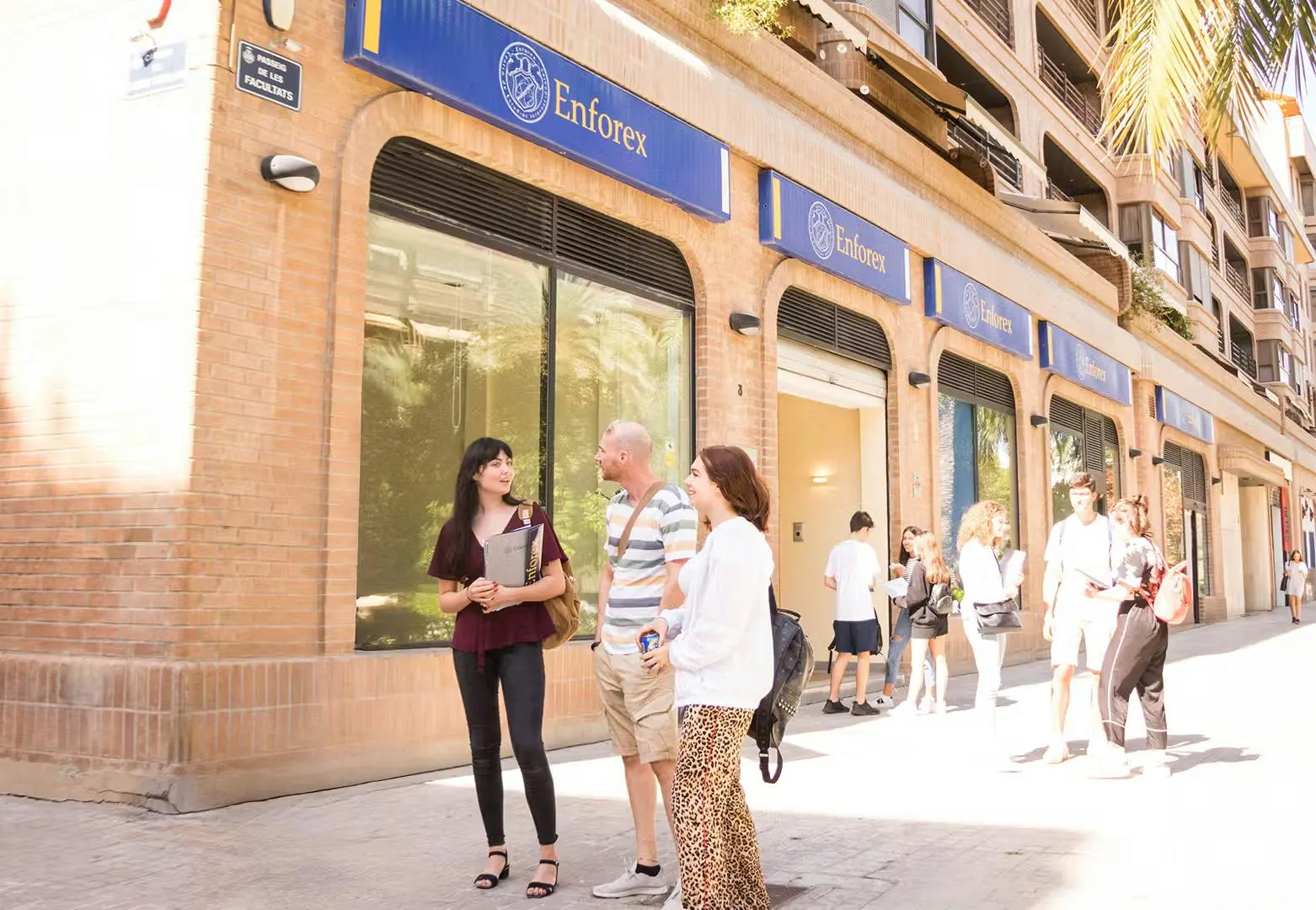 Imparare lo spagnolo nella scuola di Valencia, ingresso esterno