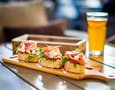 Assaporare tapas spagnole a Siviglia