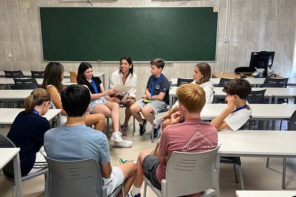 Relatori ospiti e conferenze sulla leadership