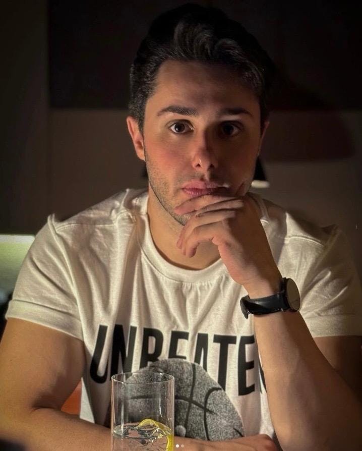 Foto do Redator Alexandre Rígoli da KNN Idiomas.