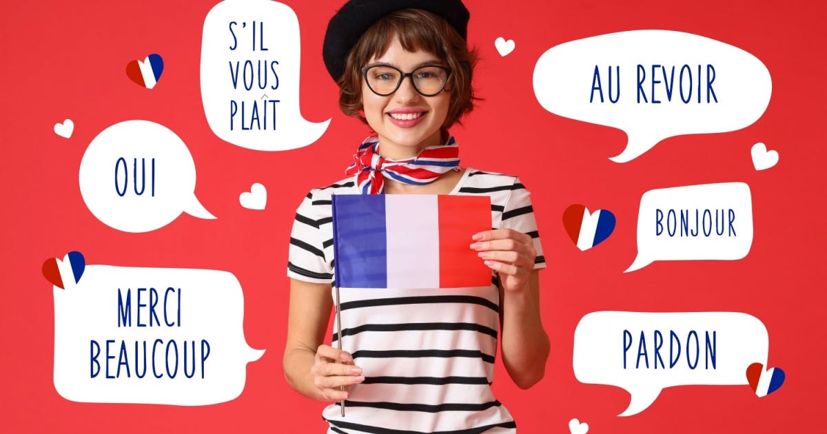 Mulher segurando uma bandeira da França nas nãos e palavras no idioma a sua volta.