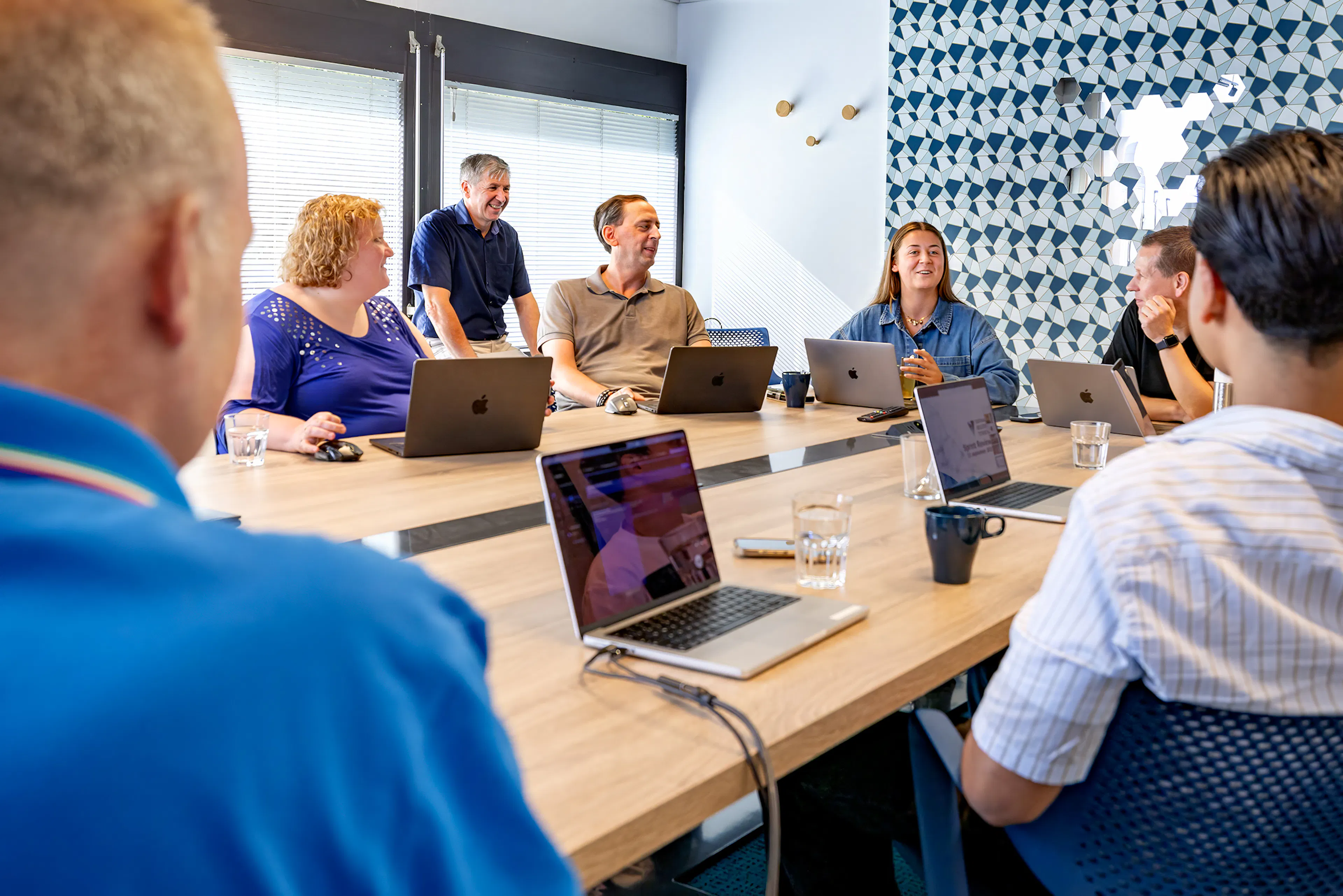Development team in overleg
