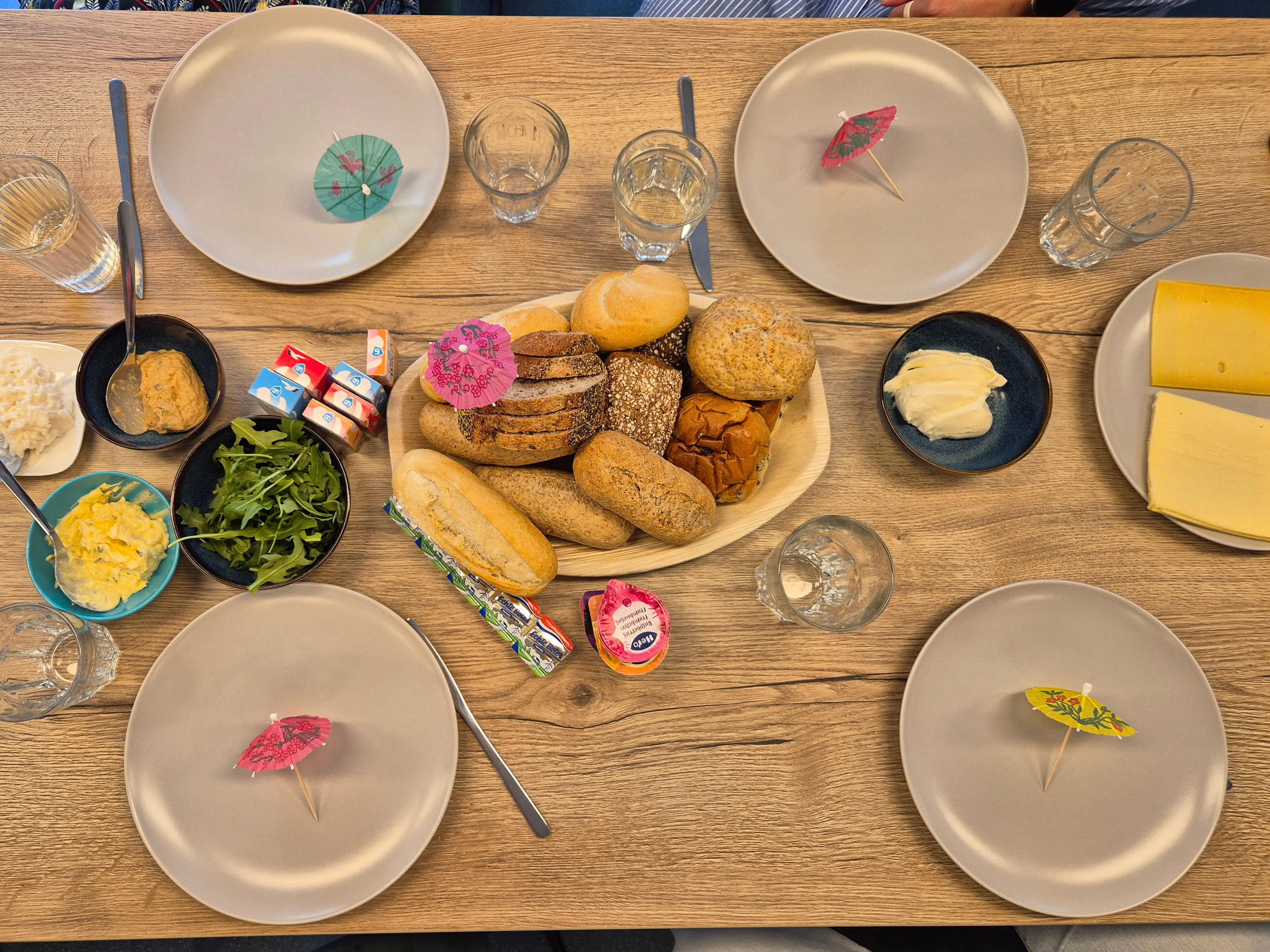 Maandelijkse teamlunch op kantoor