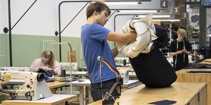 Een circulair ambachtscentrum geeft afgedankte producten en materialen een tweede leven.