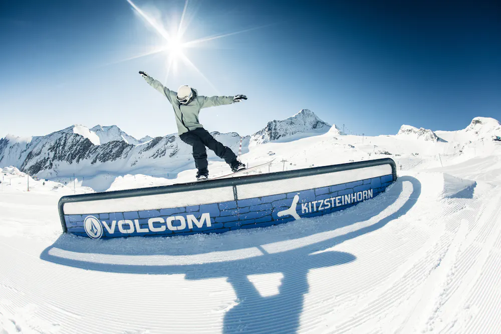 snow boarding at Kitzsteinhorn is possible from the middle of October until the end of May