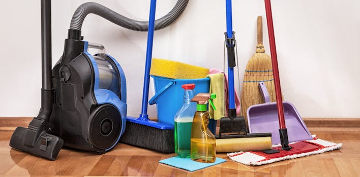 Nettoyage des sols : conseils de nos hommes/femmes de ménage