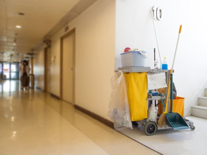 cleaning equipment for healthcare facility