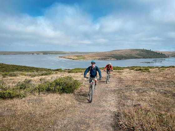 Mountain bikers Estero Trail to Drakes Head in Point Reyes