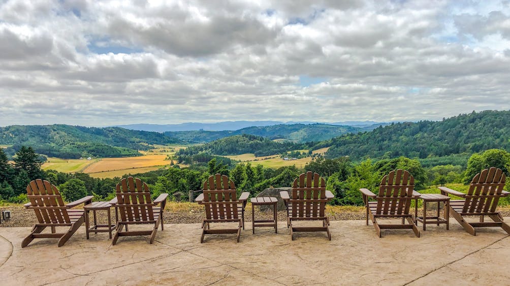 Willamette Valley wine taste patio overlook