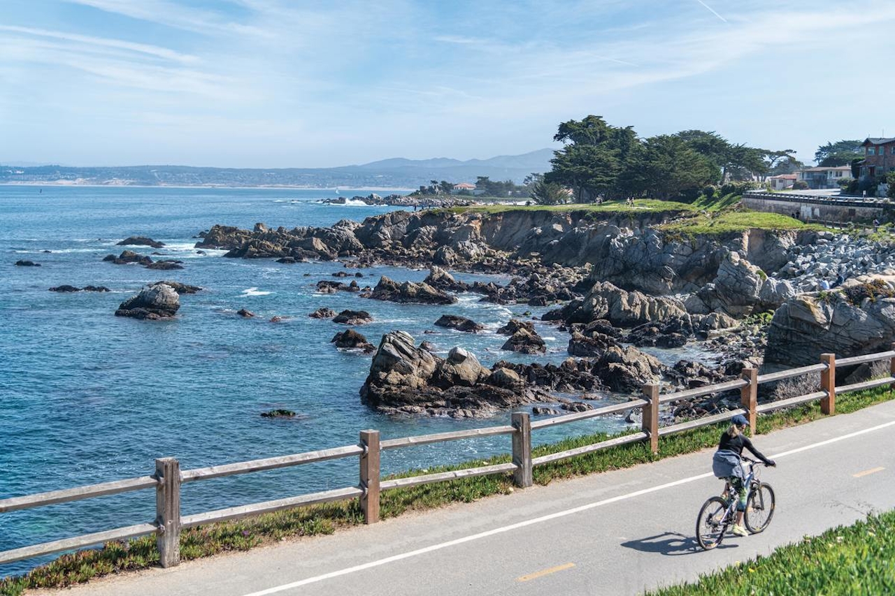 bike on the Monterey Bay Coastal Recreation Trail