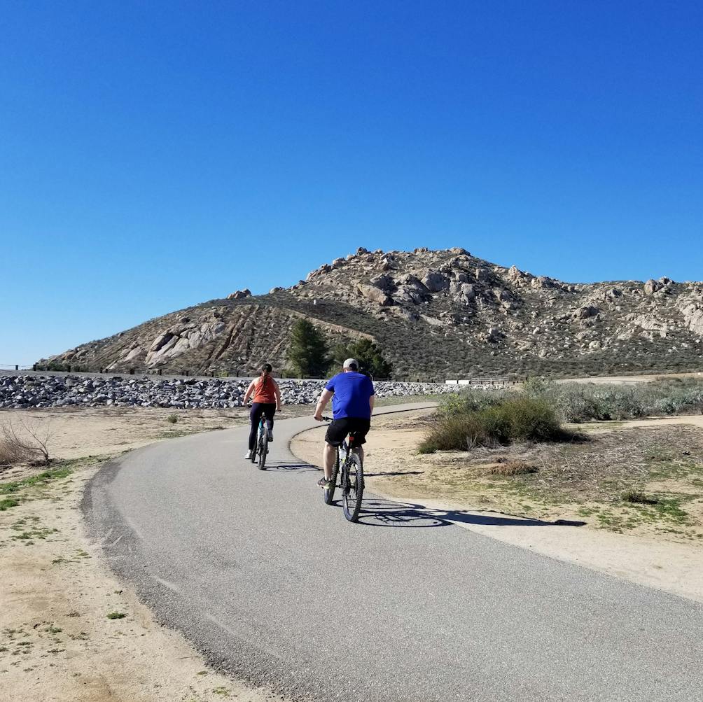 Two cyclists at Lake Perris State Recreational Area 