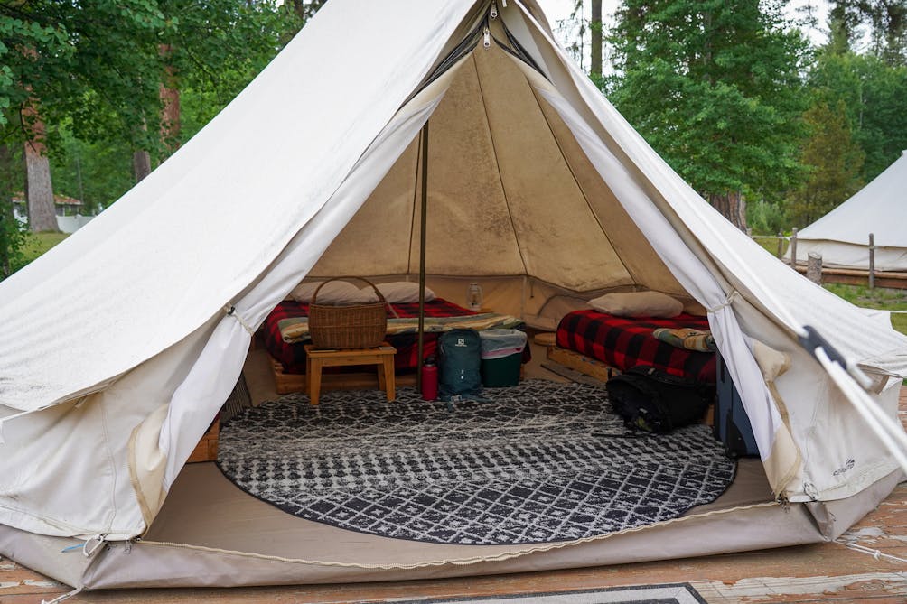 The cozy interior of a glamp tent at Crater Lake Resort in Southern Oregon 