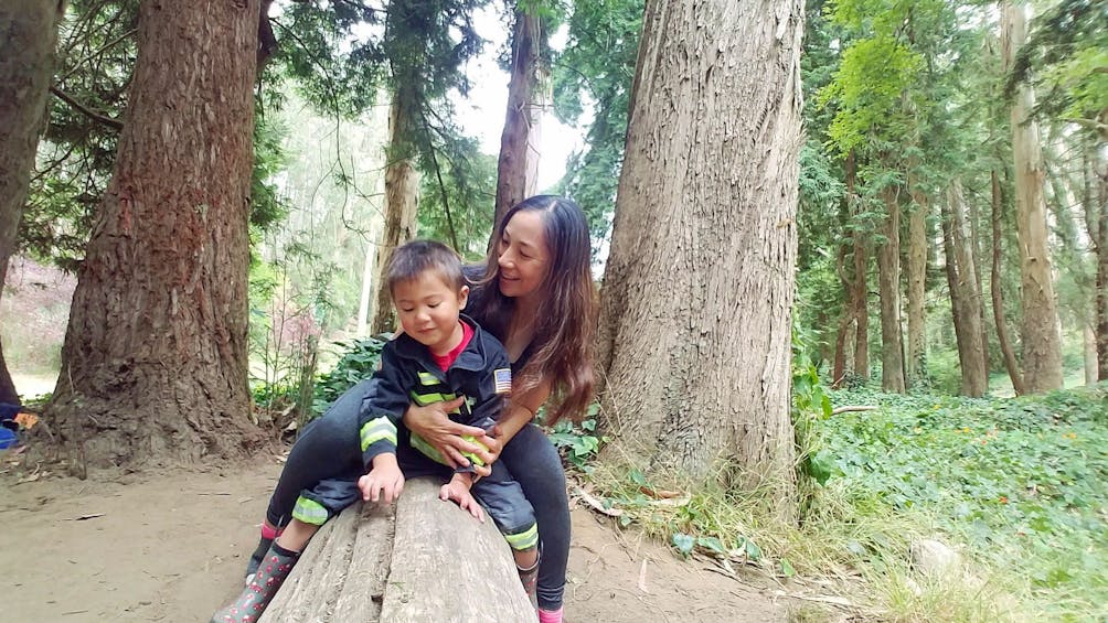Woman and her child in Stern Grove in San Francisco 