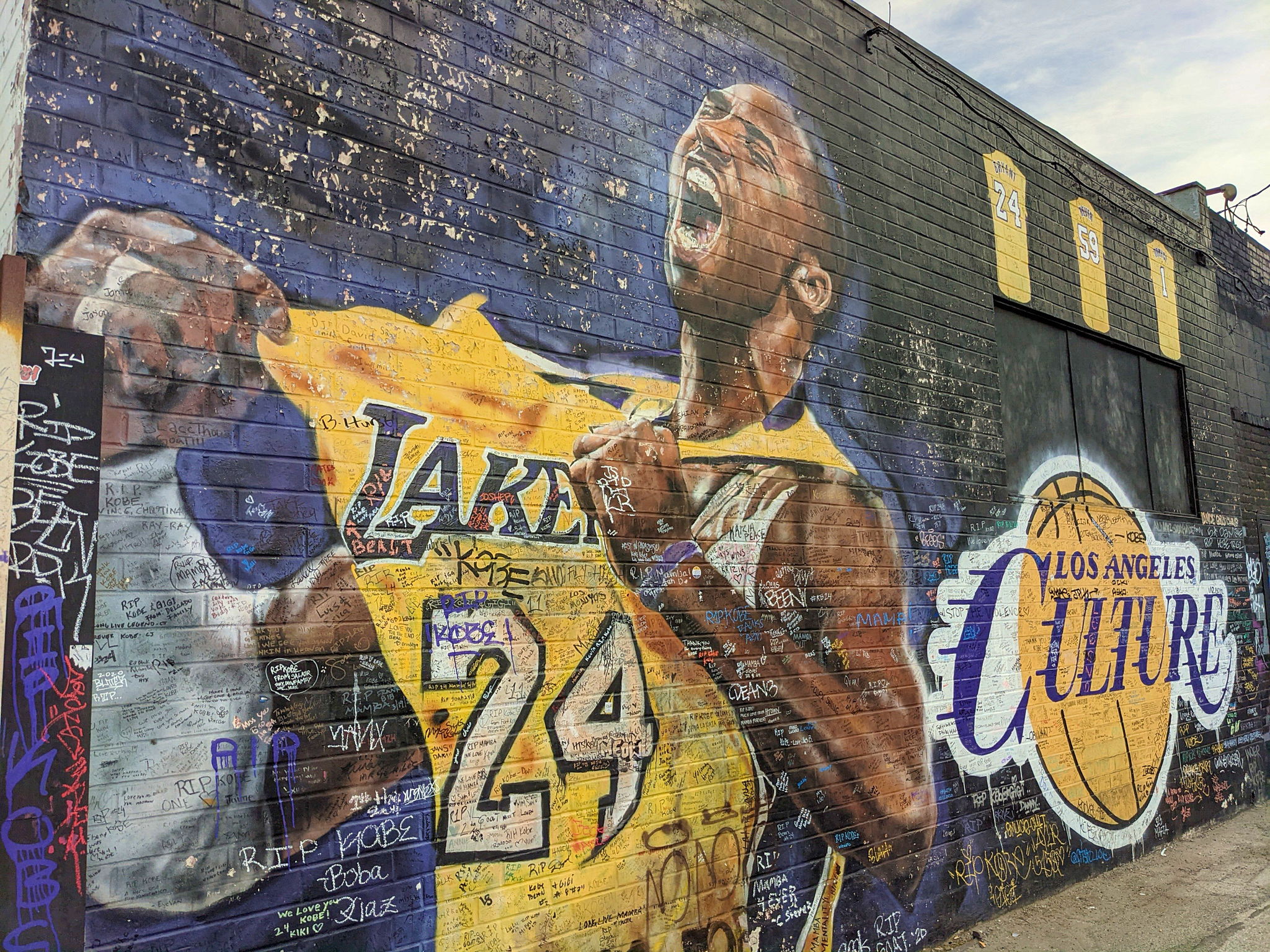 Mural in downtown LA of Kobe Bryant Celebrating 