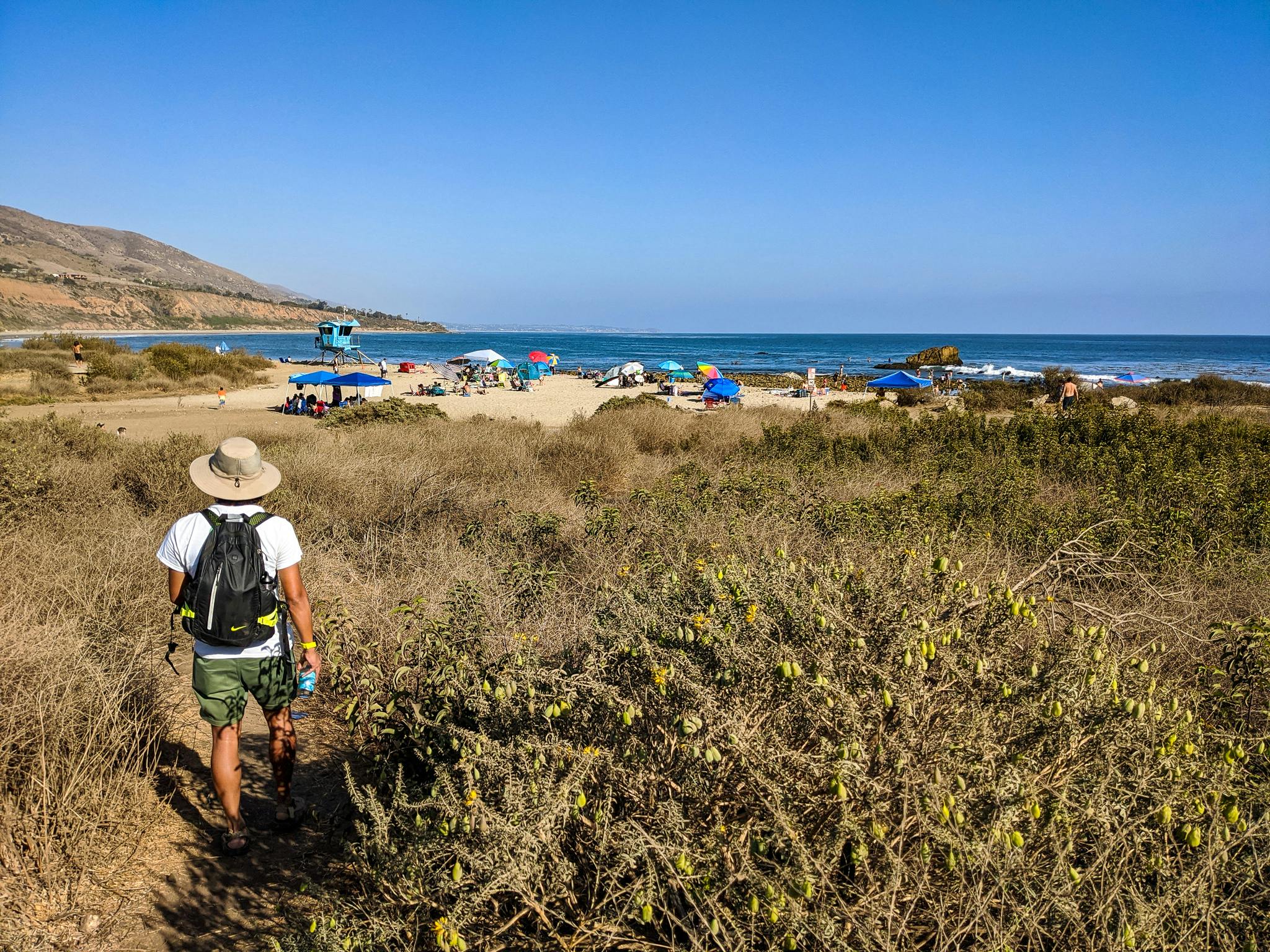 Hike-in to the beach at Leo Carrillo State Park 