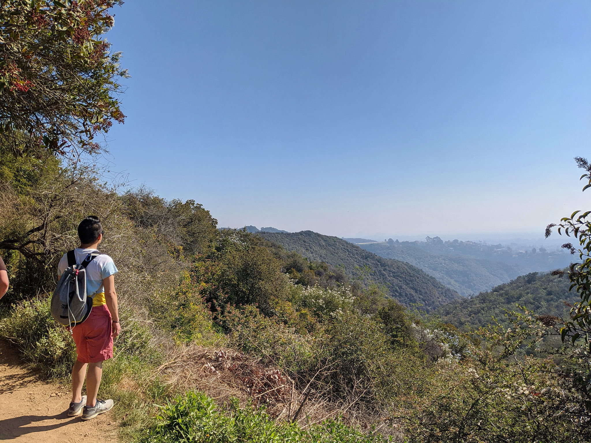 Hike To Skull Rock in Pacific Palisades 