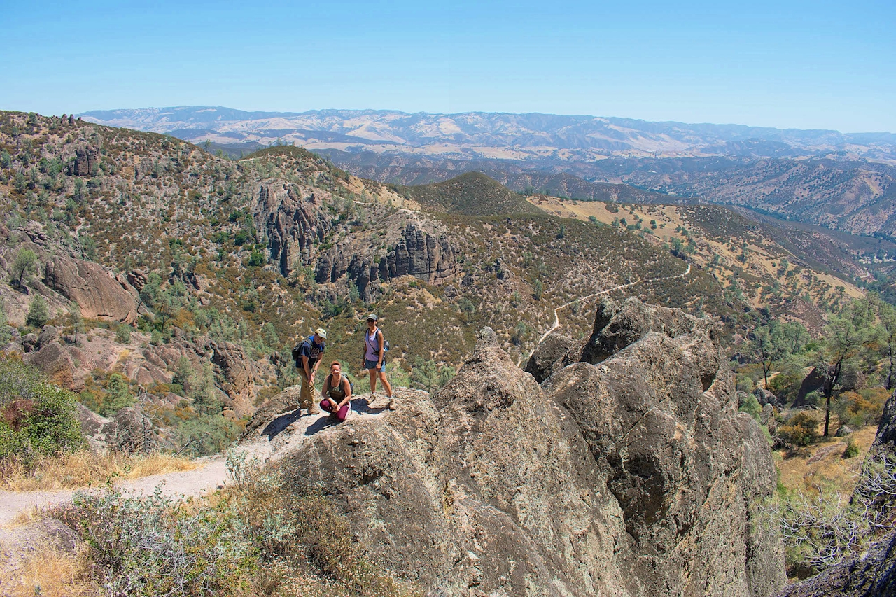 Hike Juniper Canyon Trail Balconies Cave Pinnacles National Park