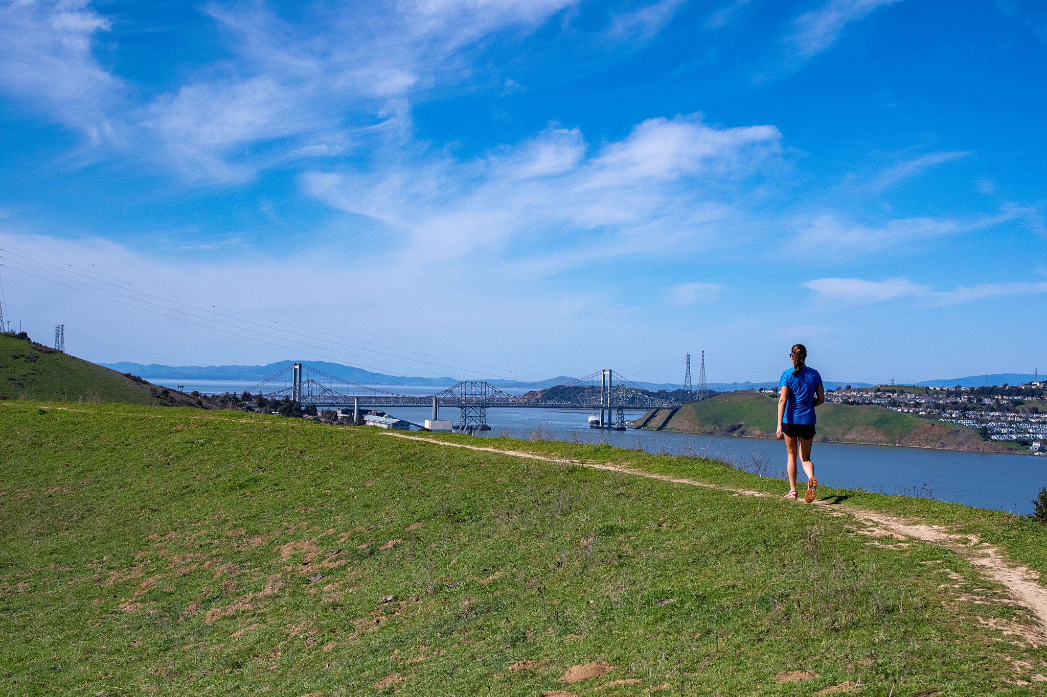 Hike Carquinez Strait Regional Shoreline in the East Bay 