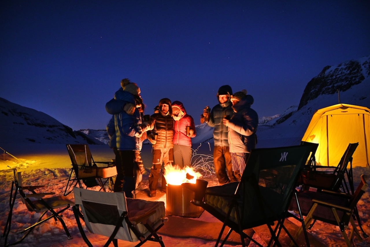 bon fire in winter telluride