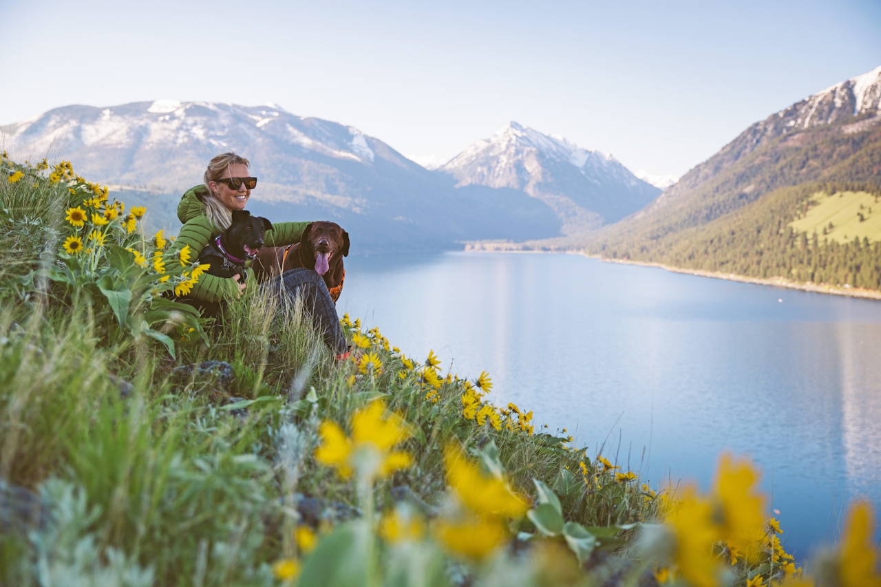 hiker in Wallowa Mountains Oregon