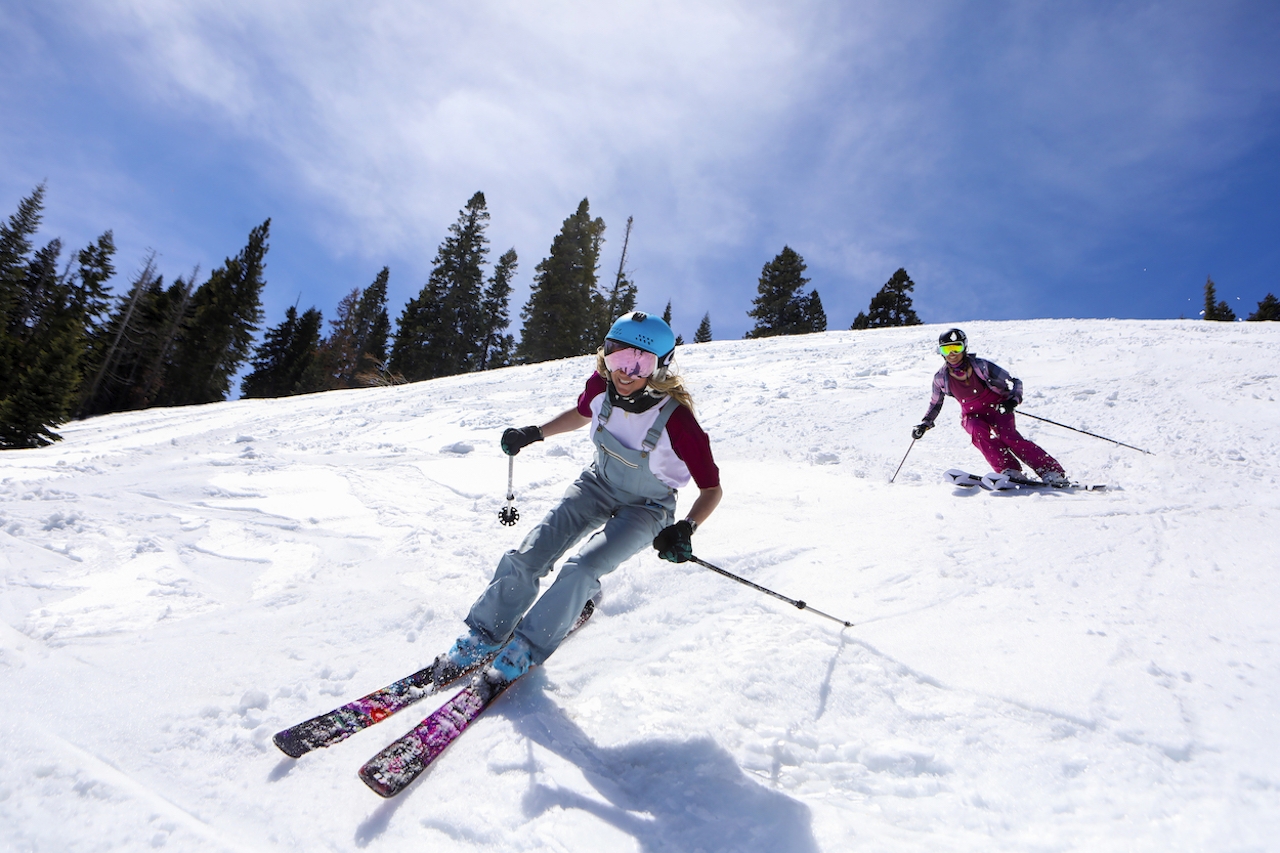 skiers in north lake tahoe