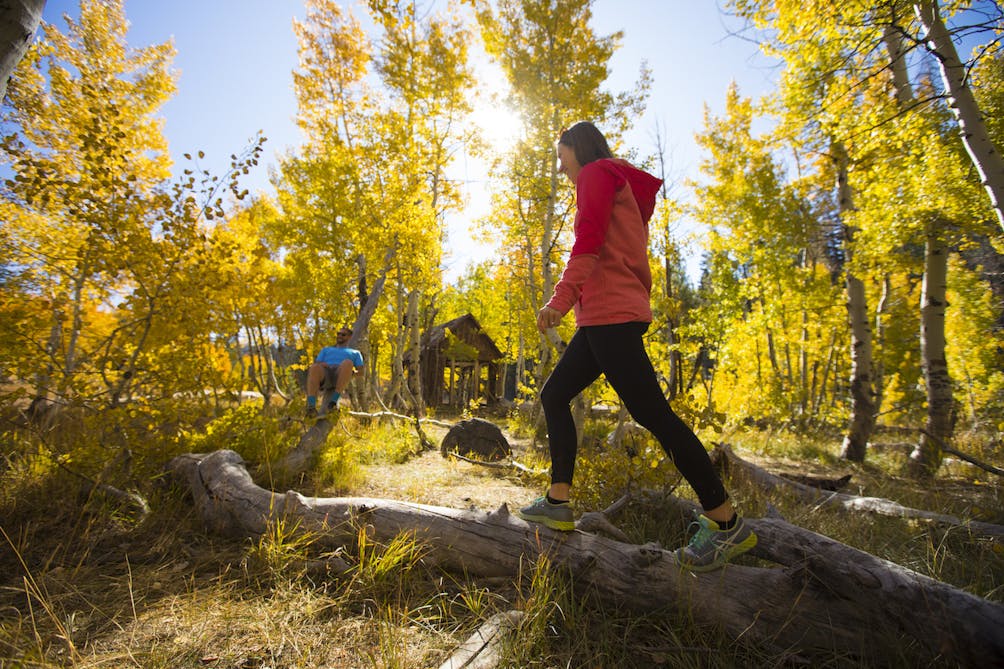 couple hiking North Lake Tahoe