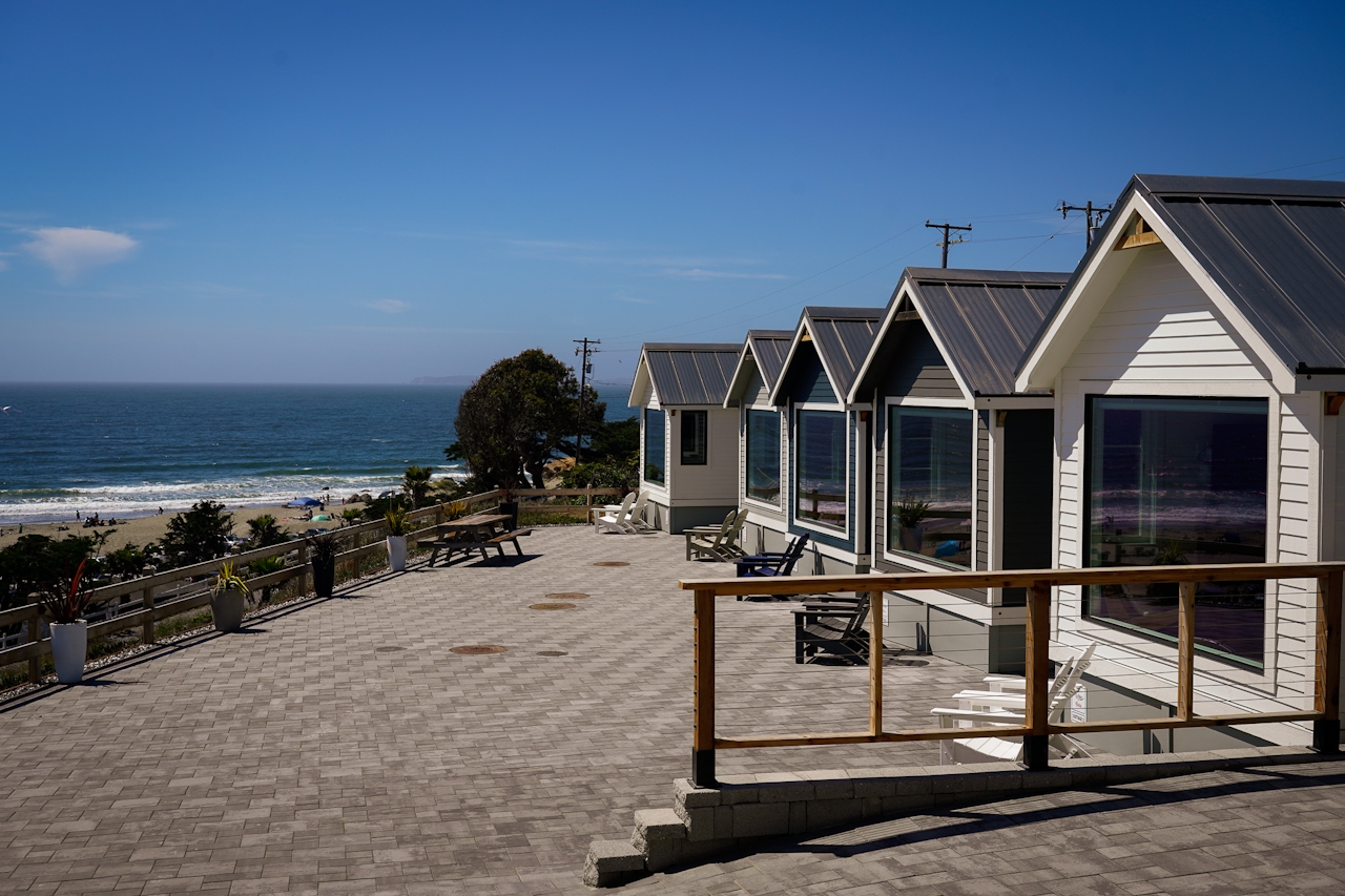 Cottages overlooking Dillon Beach in Marin at Dillon Beach Resort 