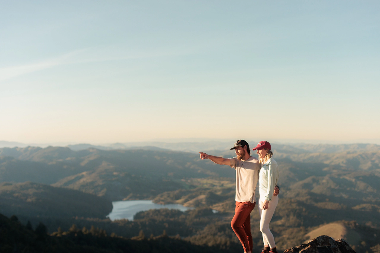 couple hiking mt tam in marin county