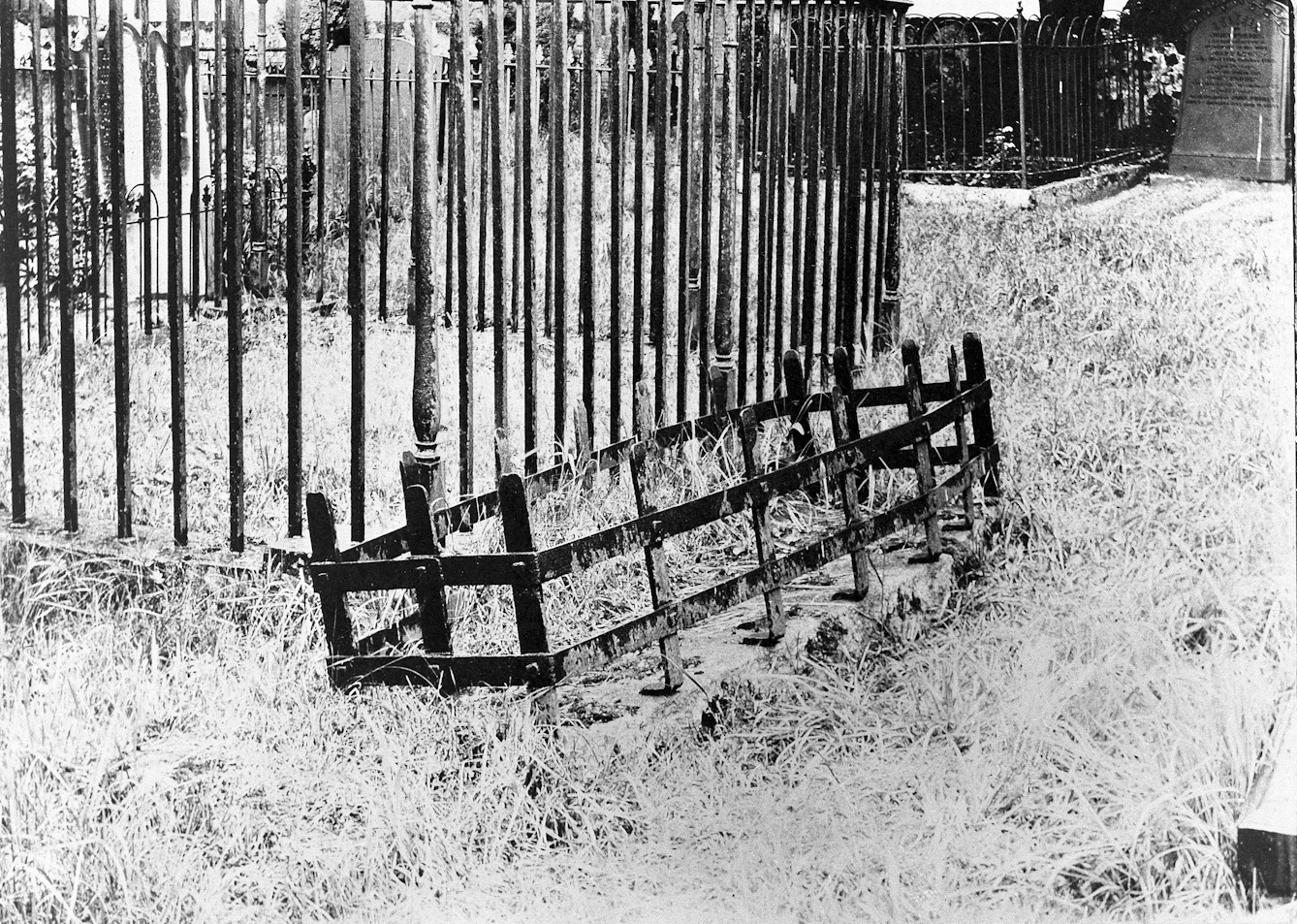 Mortsafe in Towie churchyard, Aberdeenshire