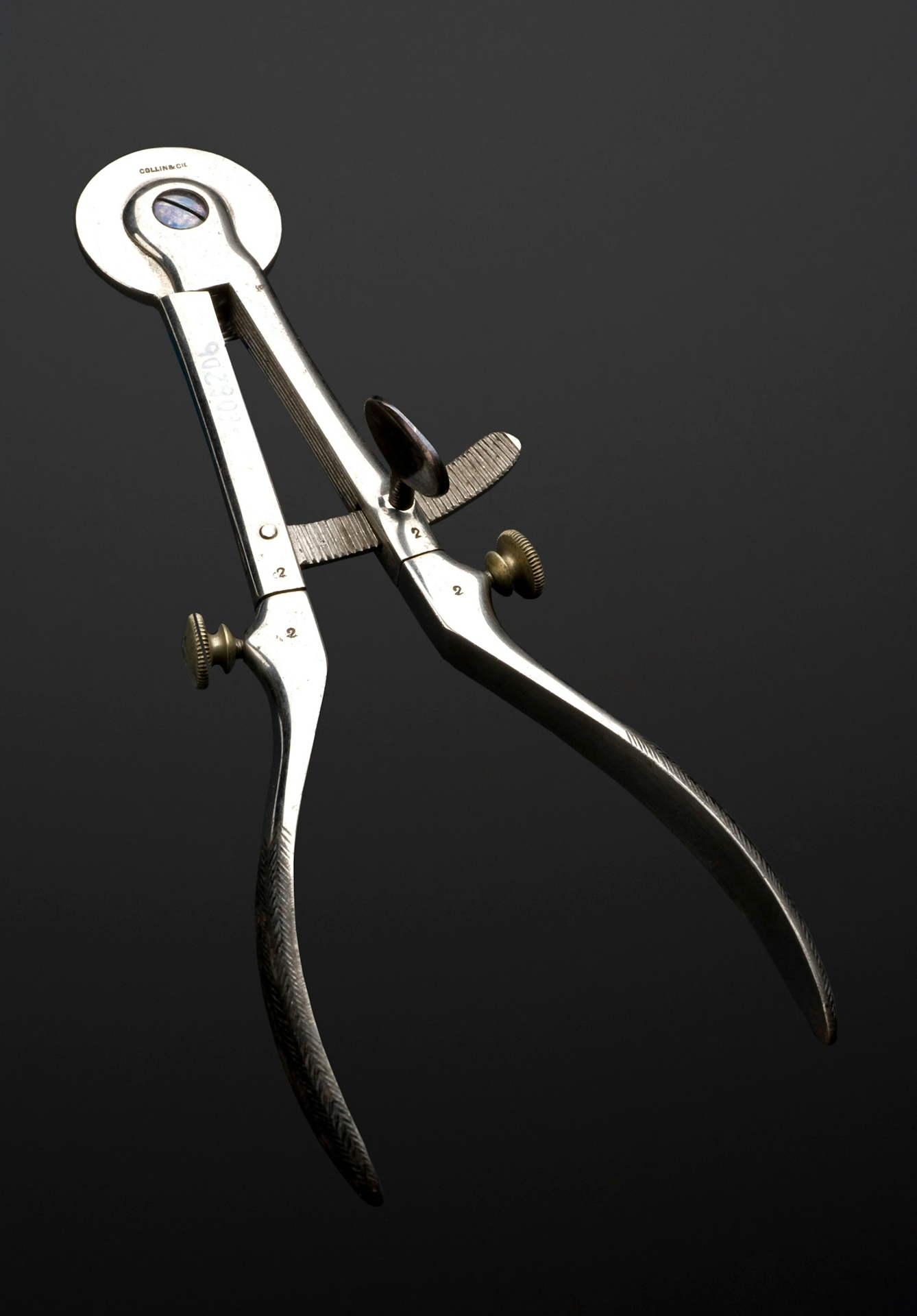 Spencer Wells-type obstetrics clamp, Paris, France, 1870-1900