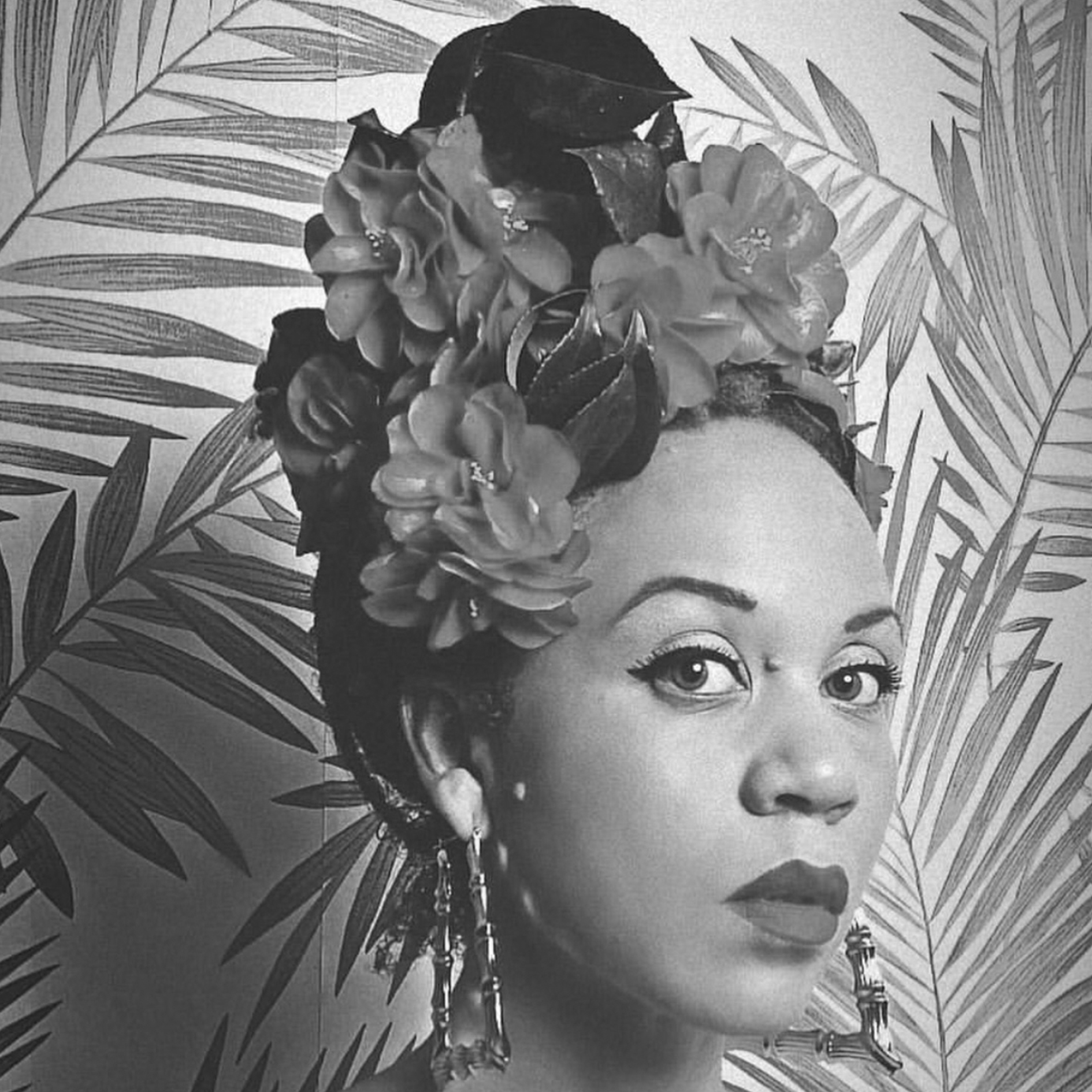 Black and white headshot of Fiona Compton.