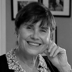 Black and white photographic portrait of Jo Willett