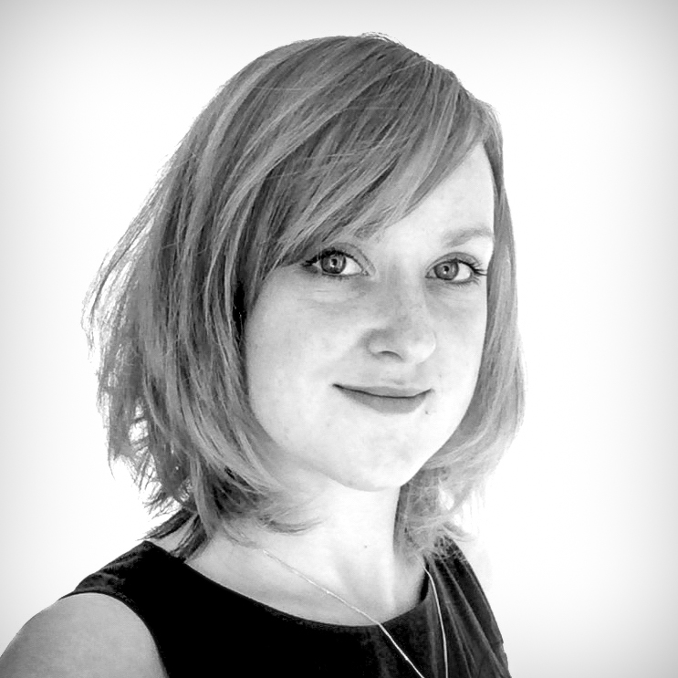 Black and white, head and shoulders portrait of Annemarieke Kloosterhof.