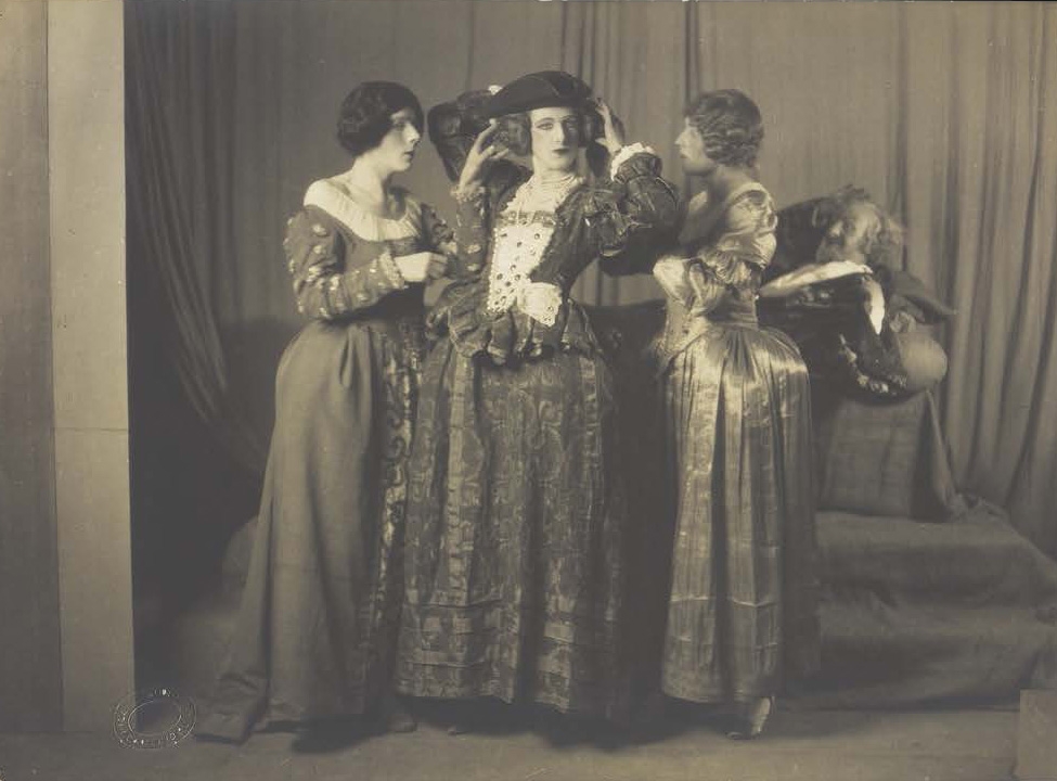 Cecil Beaton in theatrical drag, photograph, c.1925