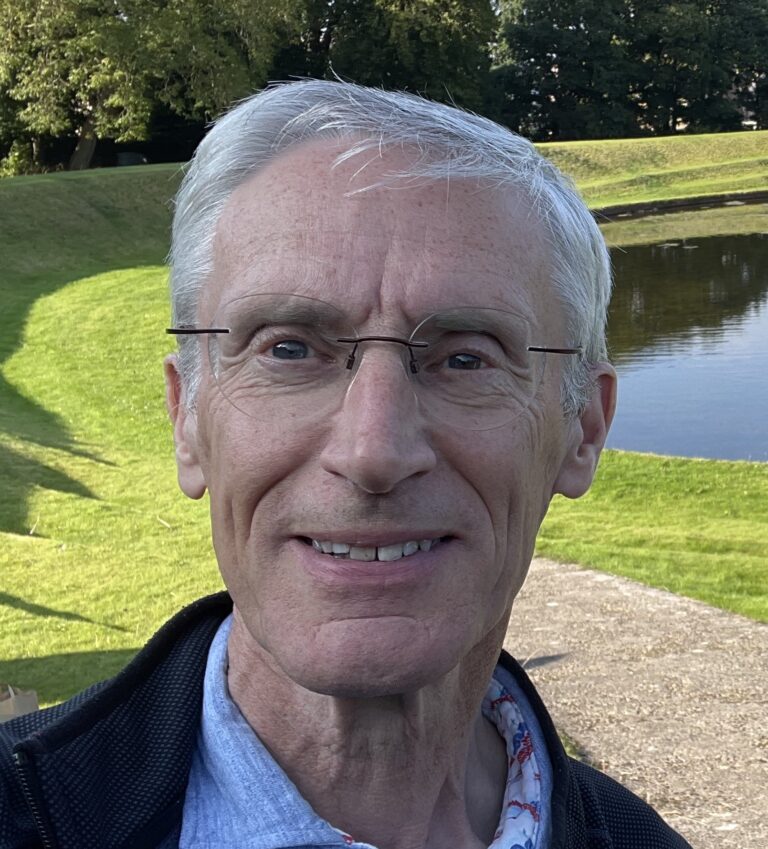 A head and shoulders photo of Neil 