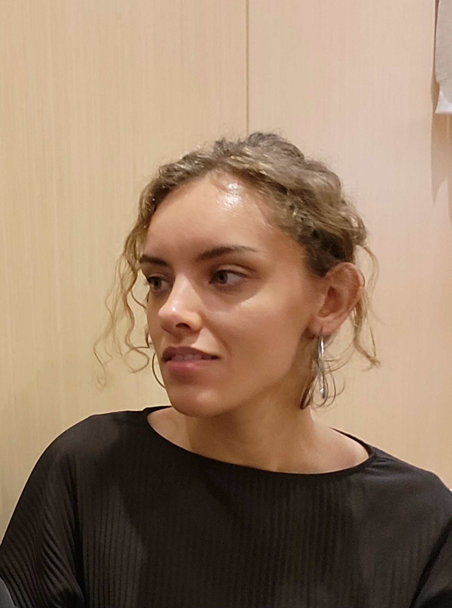 Head and shoulders photograph of Ruby Tandoh