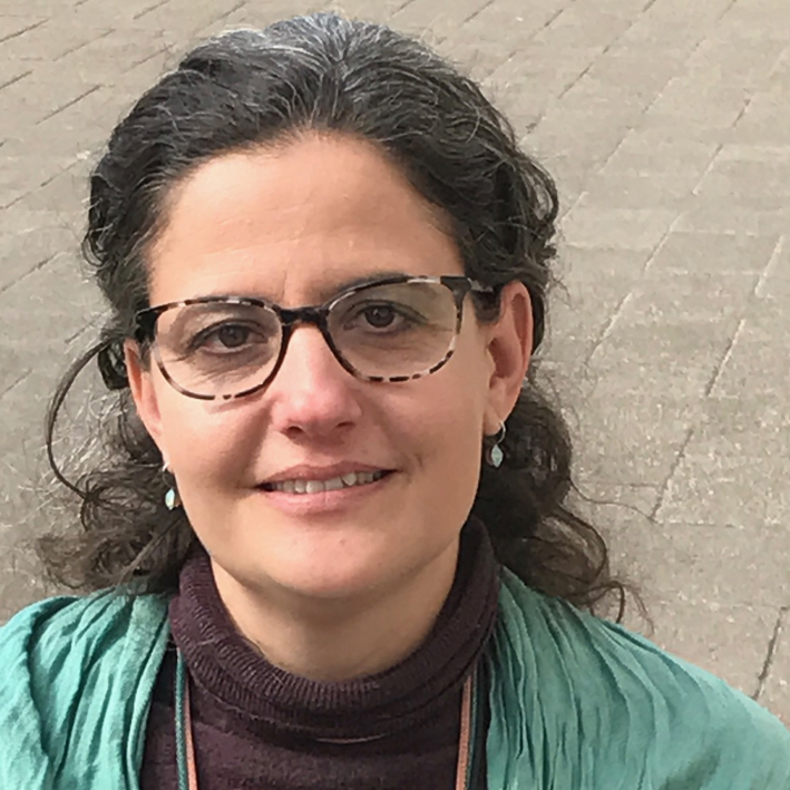 Headshot of Noëmi Lakmaier 