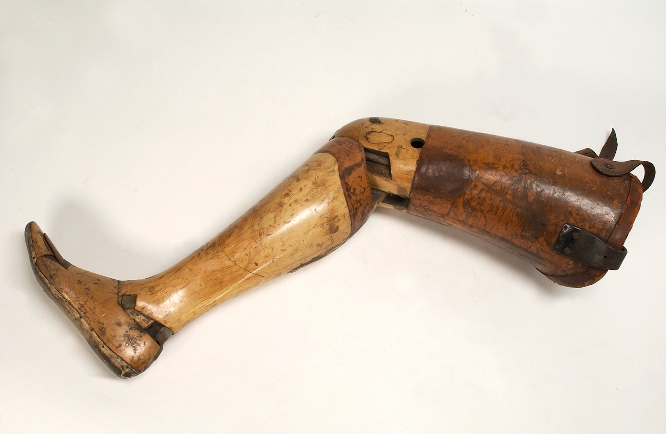 An artificial left leg with thigh socket from the 1920s