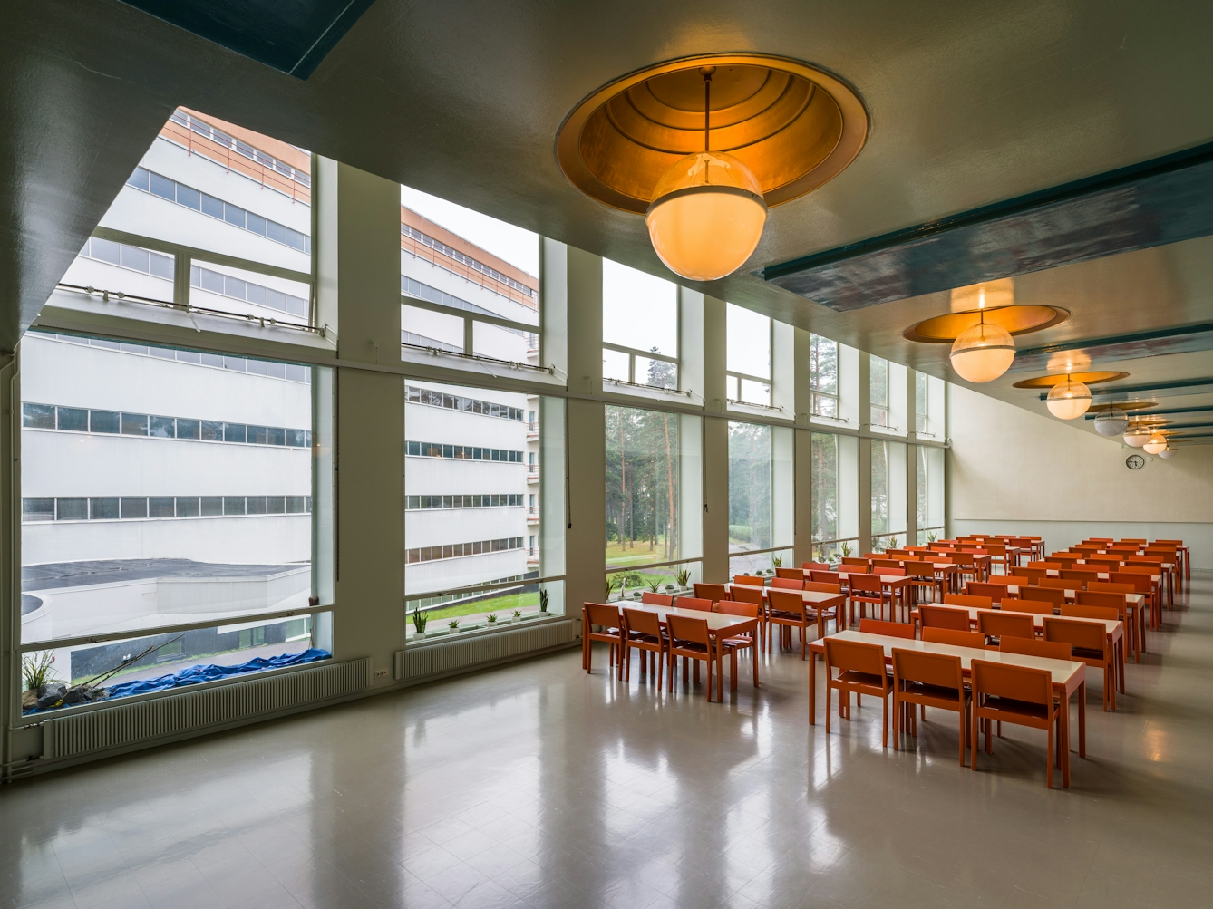 Photograph of the Paimio Sanatorium, former tuberculosis sanatorium designed by Finnish architect Alvar Aalto in 1933.