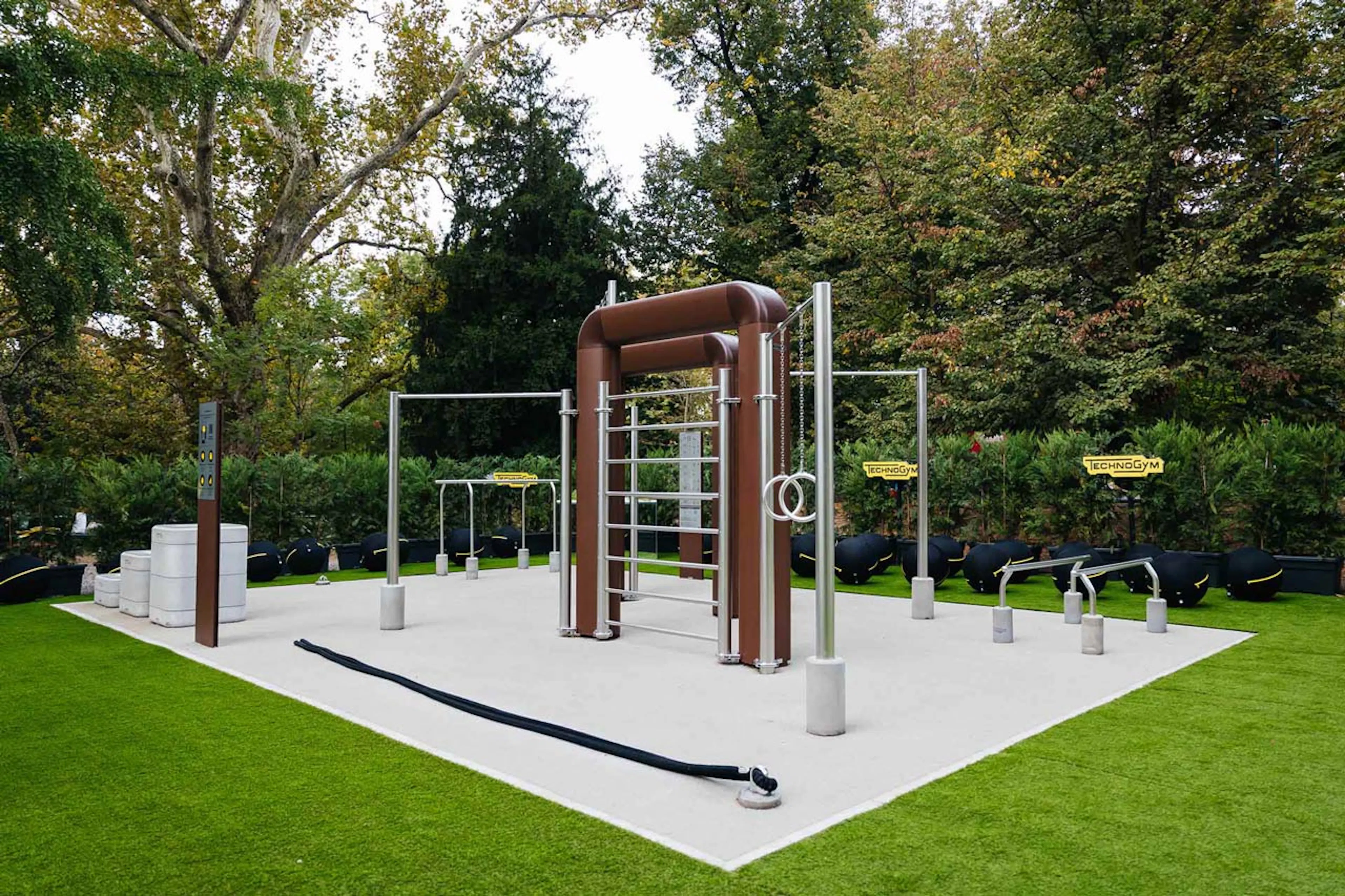 Memoria-emotiva--dei-Giochi-Technogym-dona-una-palestra-a-cielo-aperto-ai-giardini-Montanelli-1