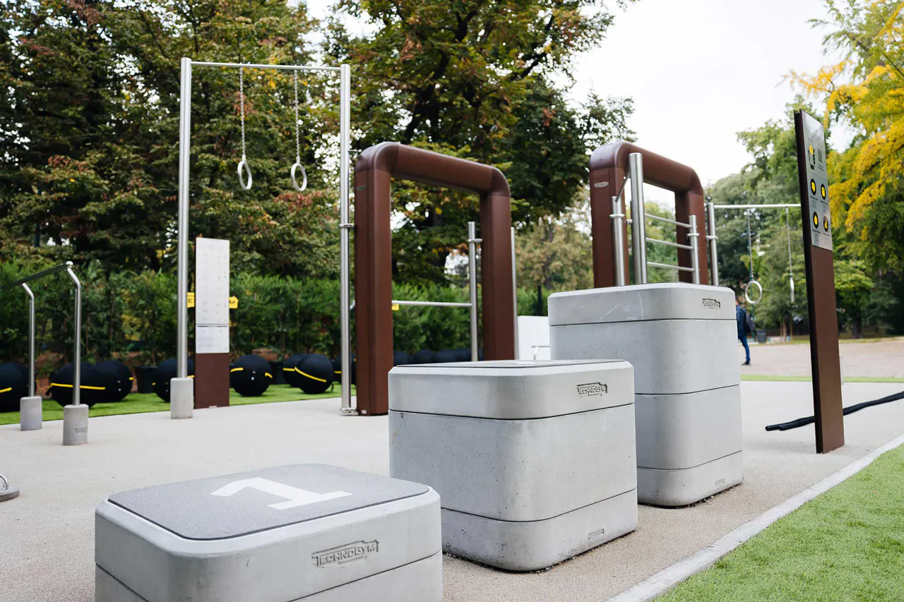 Memoria-emotiva--dei-Giochi-Technogym-dona-una-palestra-a-cielo-aperto-ai-giardini-Montanelli-3.jpg