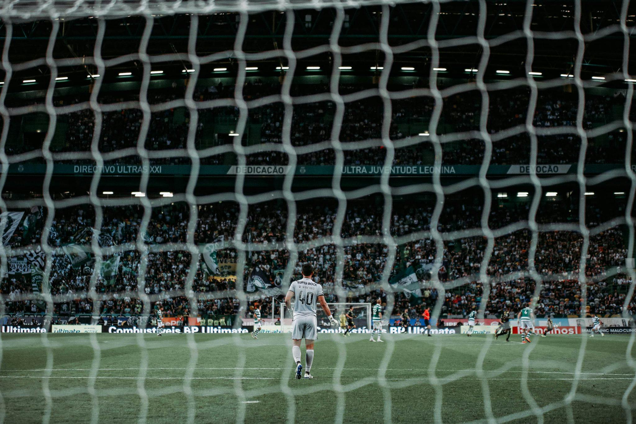 Crédit et droits du football : ce que nous apprend l’imbroglio de Mediapro et Téléfoot