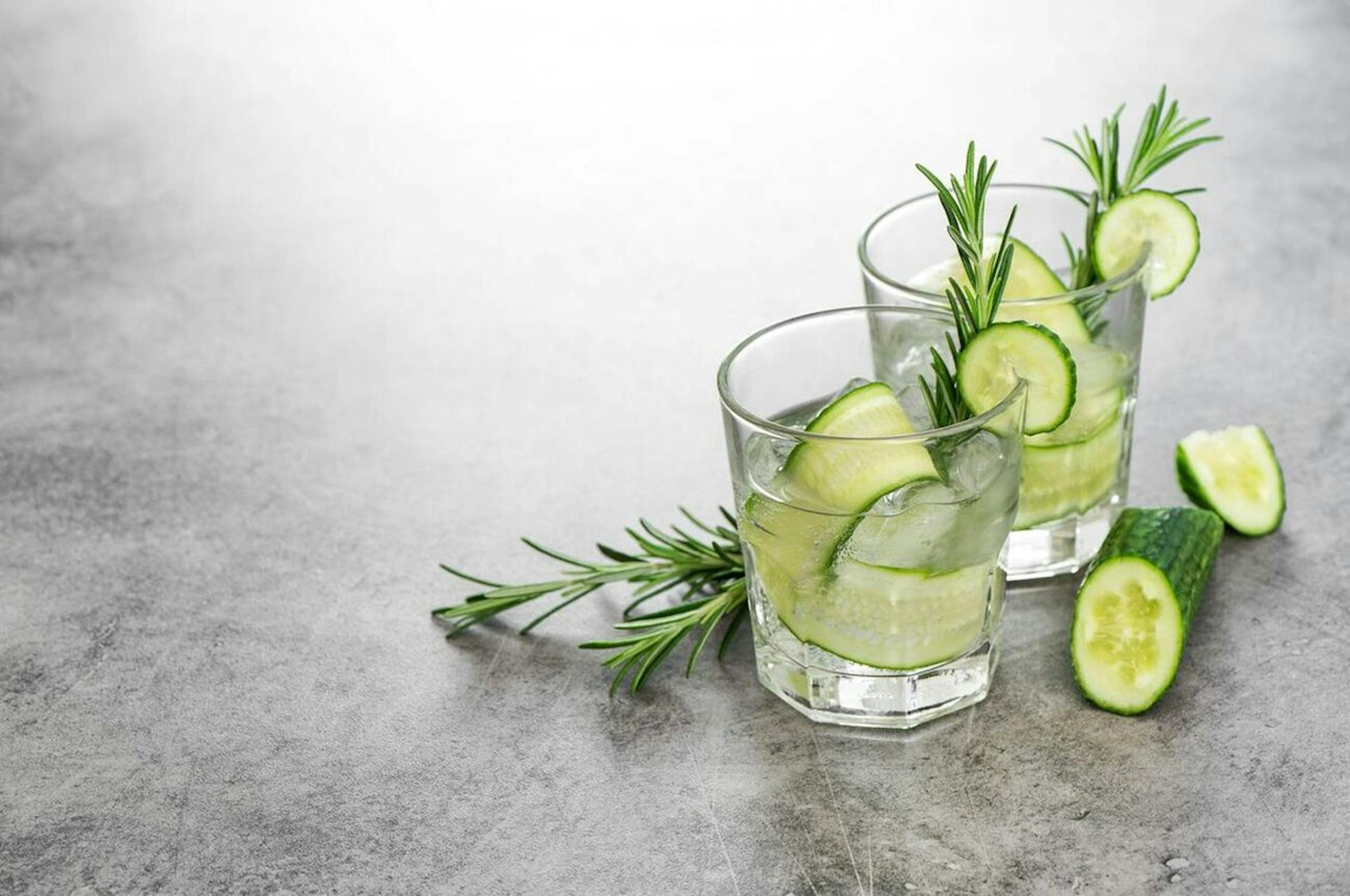 Cocktail cucumber tonic
