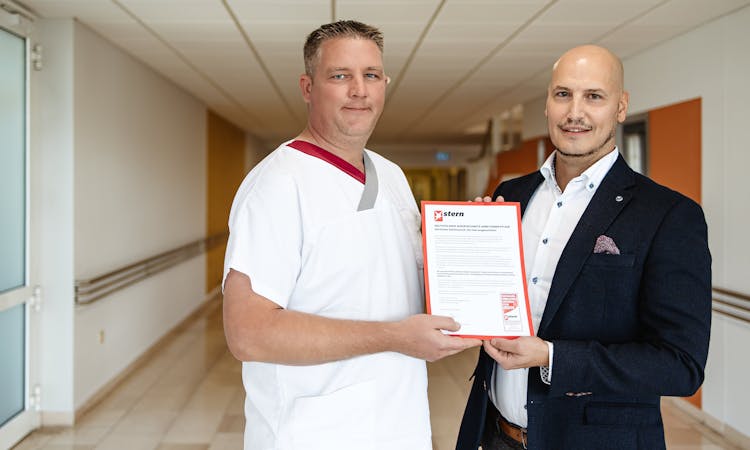 Sternauszeichnung Werner Wicker Klinik