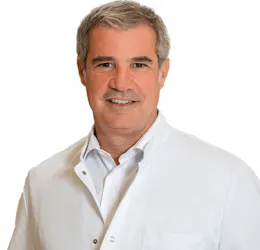 Dr. med. Luis Ferraris, Chefarzt Wirbelsäulenzentrum in der Werner Wicker Klinik Bad Wildungen Dr. med. Luis Ferraris, Chefarzt Wirbelsäulenzentrum in der Werner Wicker Klinik Bad Wildungen