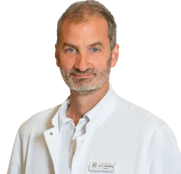 Chefarzt der Paraplegiologie in der Werner Wicker Klinik Dr. med. Axel Hempfing Chefarzt der Paraplegiologie in der Werner Wicker Klinik Dr. med. Axel Hempfing