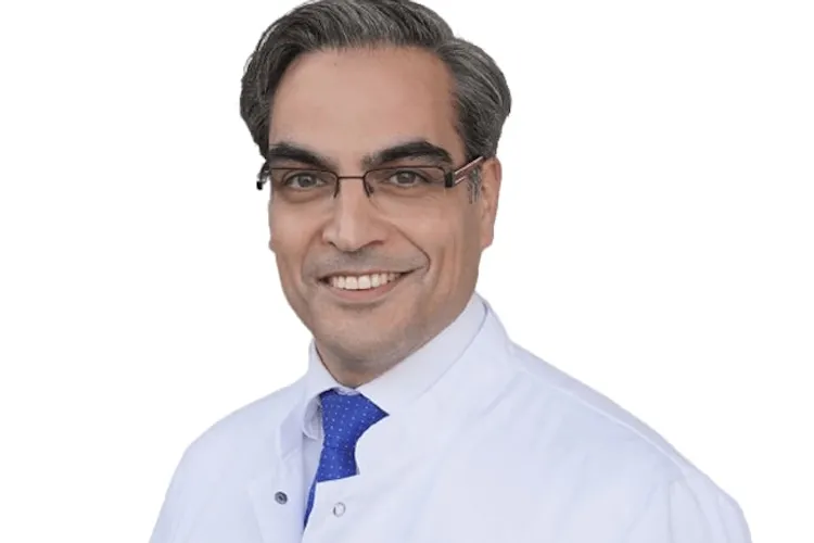 Chefarzt Zentrum für Neurologie Yogesh P. Shah in der Werner Wicker Klinik Chefarzt Zentrum für Neurologie Yogesh P. Shah in der Werner Wicker Klinik